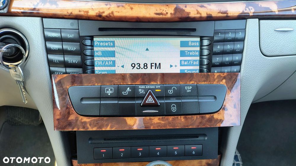 Mercedes-Benz Klasa E - 15