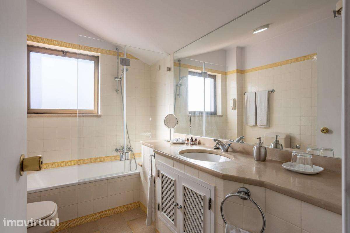 Apartamento com 2 quartos - localizado em Estoril Lisbon - Grande imagem: 3/11