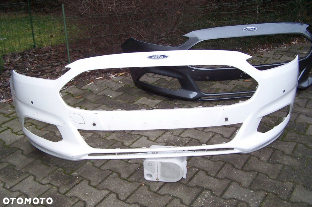 Ford Mondeo mk5 zderzak przedni - 9