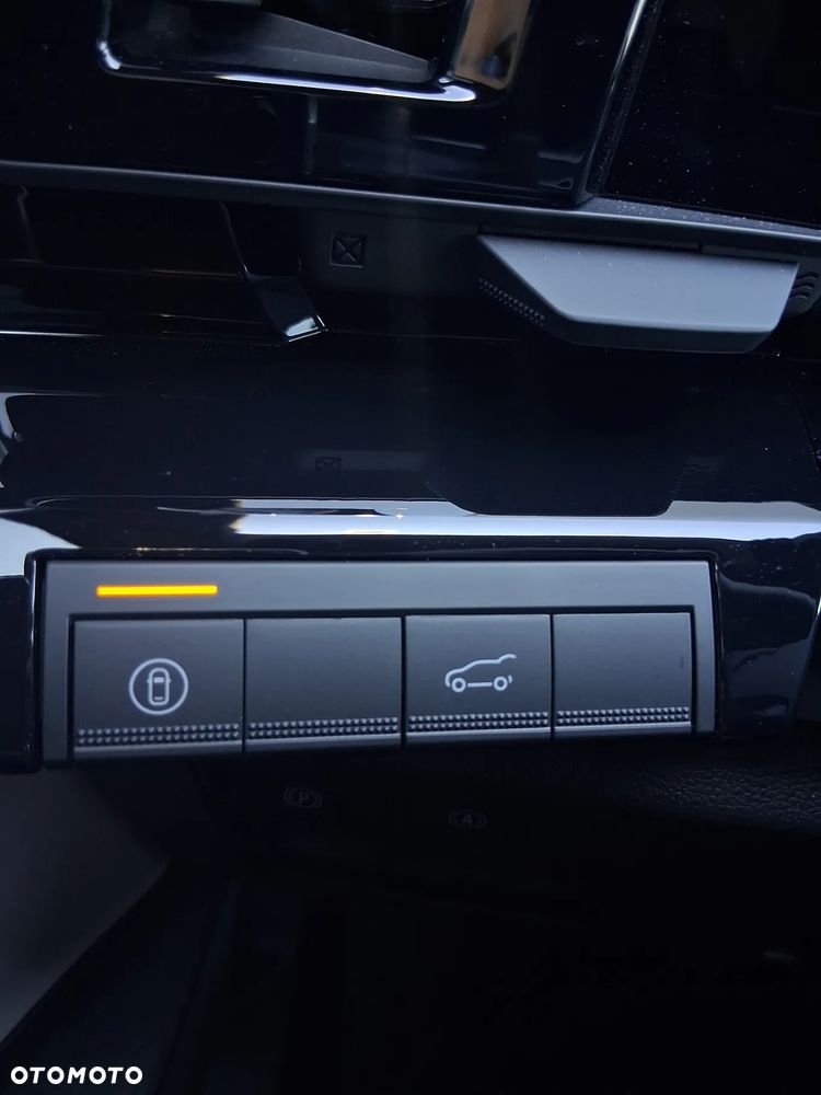 Renault Espace ver-1-2-e--tech-full-hybrid-200-iconic-mmt-5os - 25