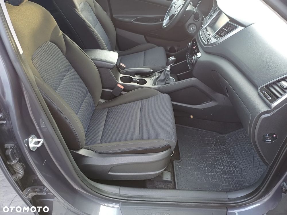 Hyundai Tucson blue 1.6 GDi 2WD Trend - 24