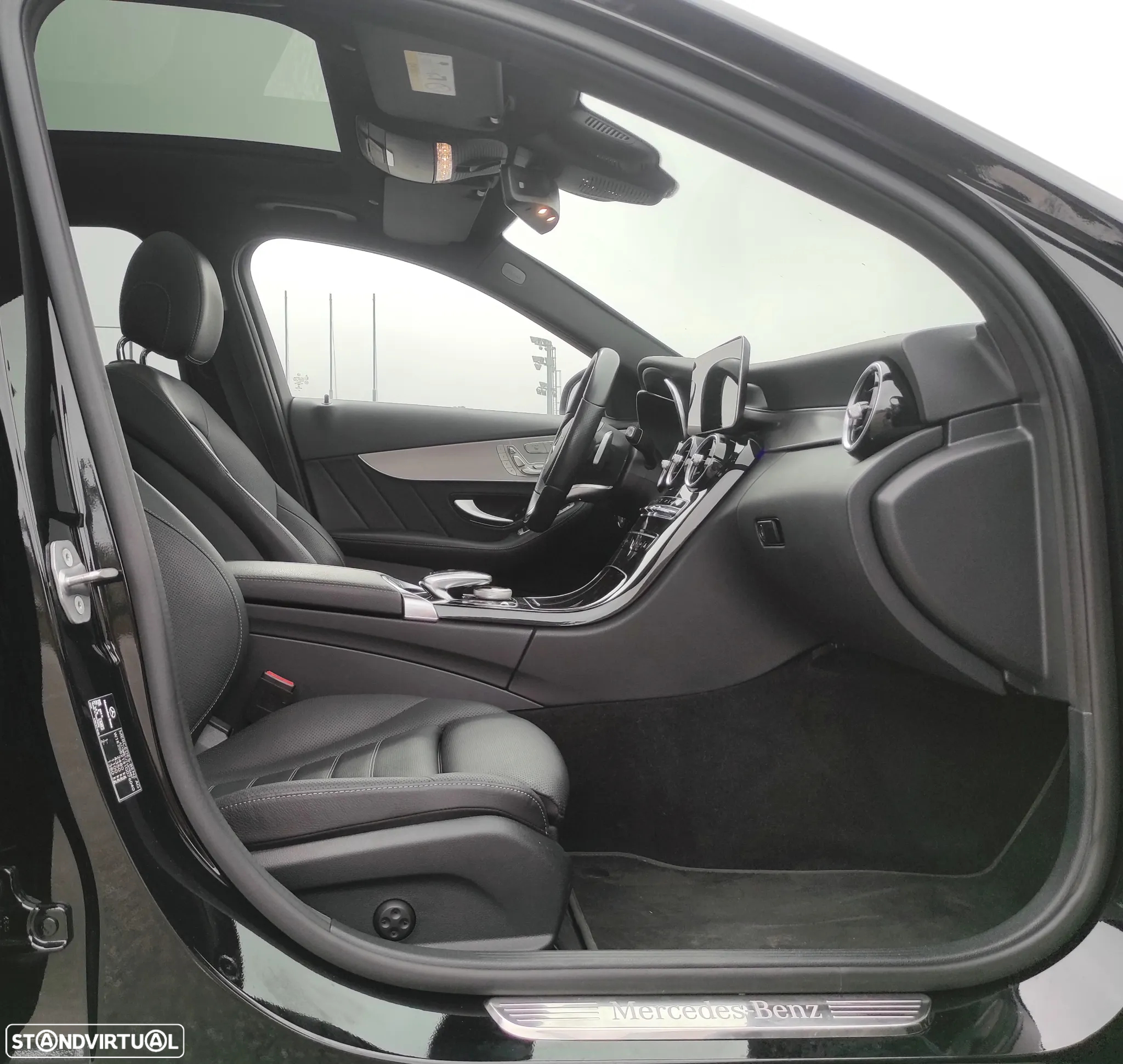 Mercedes-Benz C 300 de AMG Line - 23