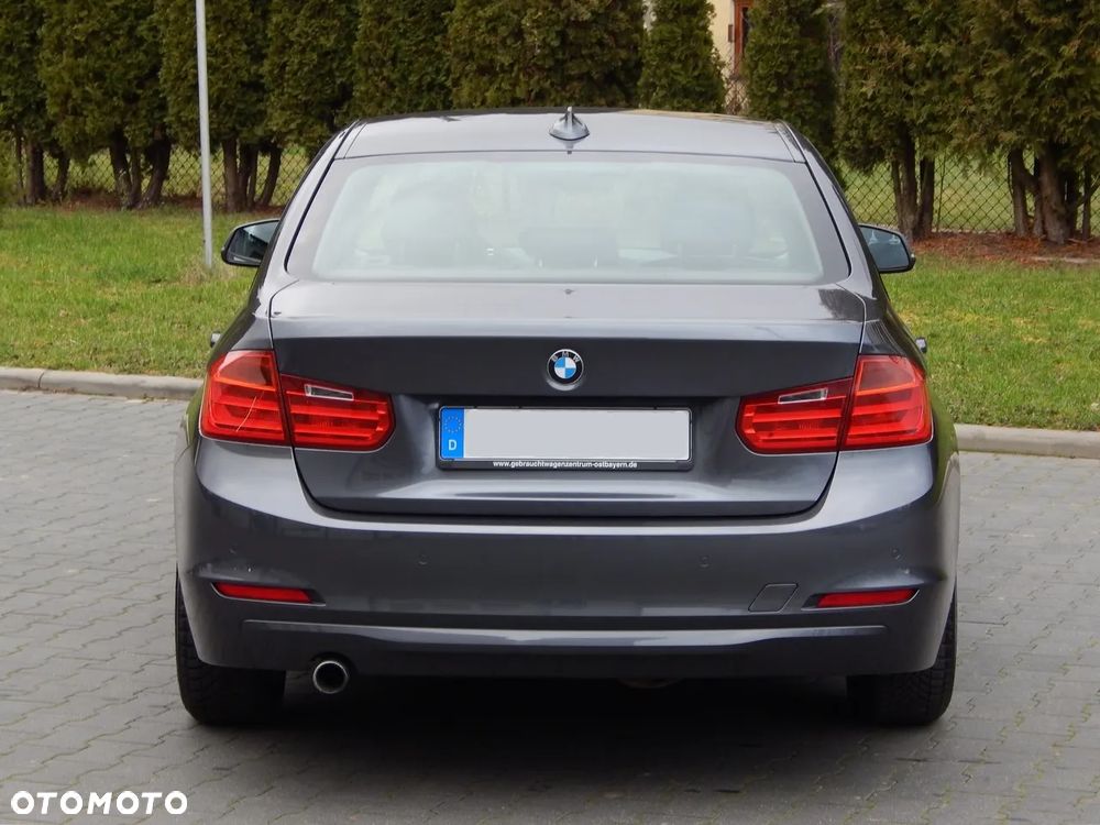 BMW Seria 3 320d Blue Performance Luxury Line - 6