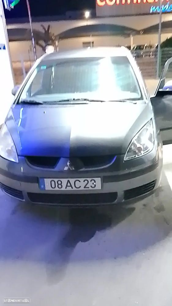 Mitsubishi Colt 1.1 Base - 3
