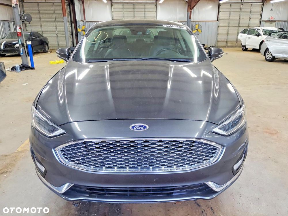 Ford Mondeo 2.0 Hybrid Titanium - 3