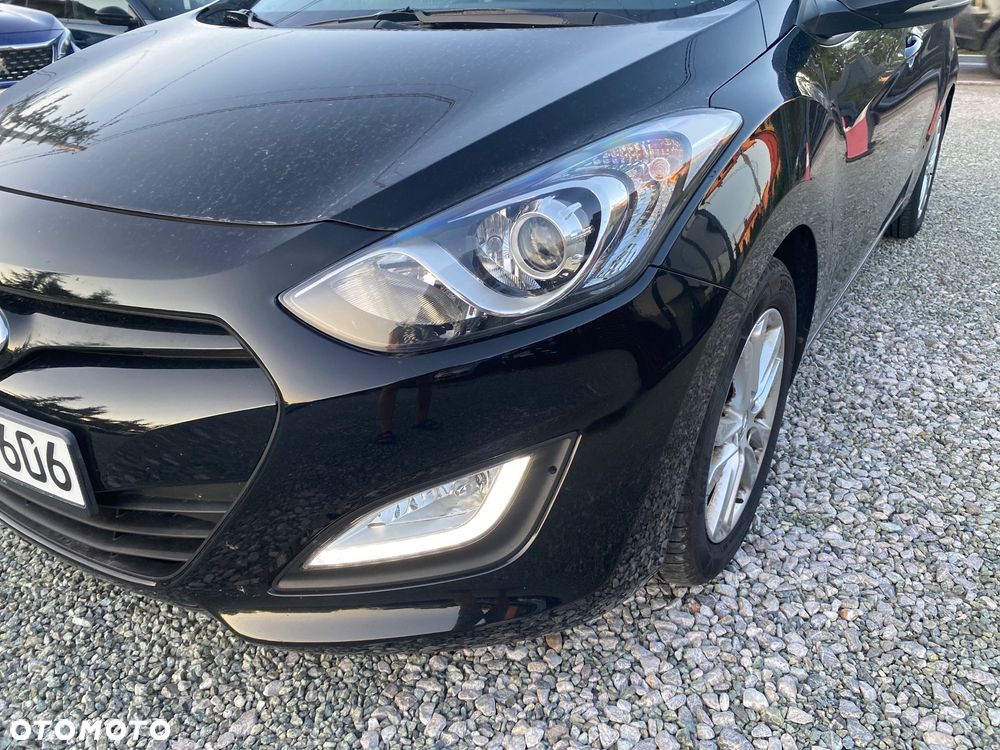 Hyundai i30 1.4 Premium - 9