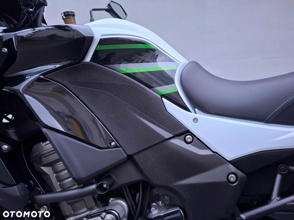 Kawasaki Versys 1000 - 12