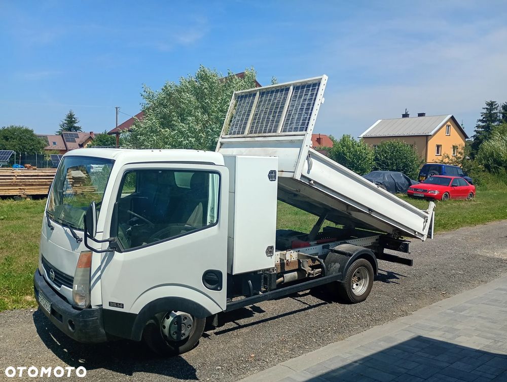 Nissan Cabstar - 2
