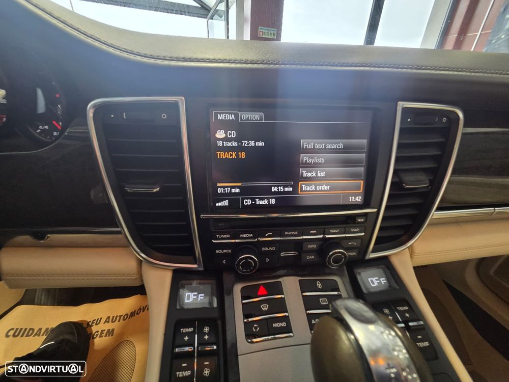 Porsche Panamera Platinum Edition - 17