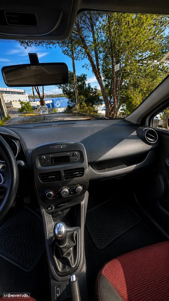 Renault Clio 1.5 dCi # - 11