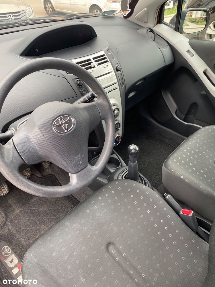 Toyota Yaris 1.0 VVT-i Luna - 13