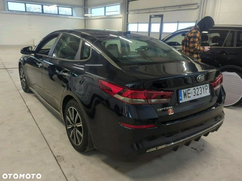 Kia Optima - 3
