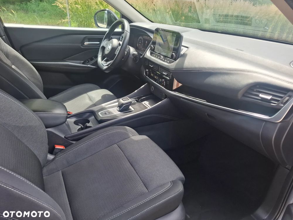 Nissan Qashqai 1.3 DIG-T N-Connecta DCT - 8