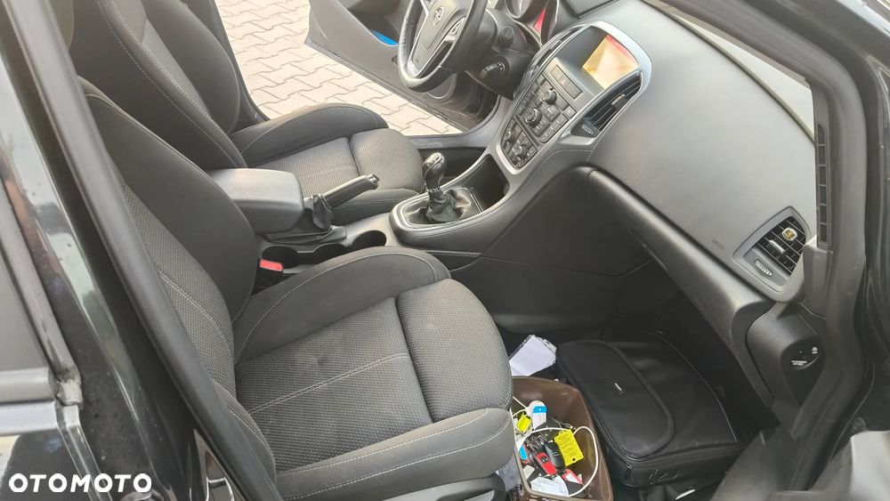 Opel Astra 1.4 Turbo Style - 12