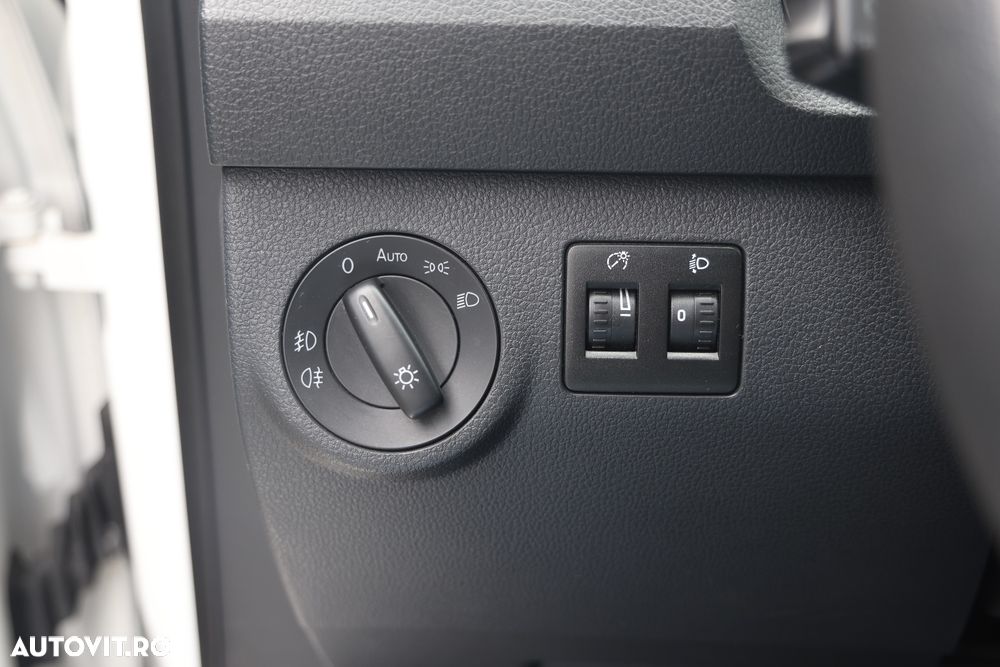 Volkswagen Caddy Maxi - 17