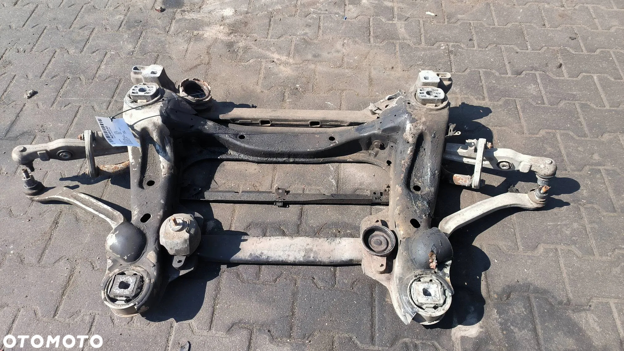 Rama pomocnicza przednia sanki AUdi A8 D3 2003 - 3