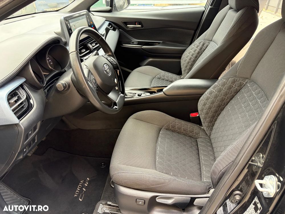 Toyota C-HR 2.0 Hybrid Business-Edition - 17