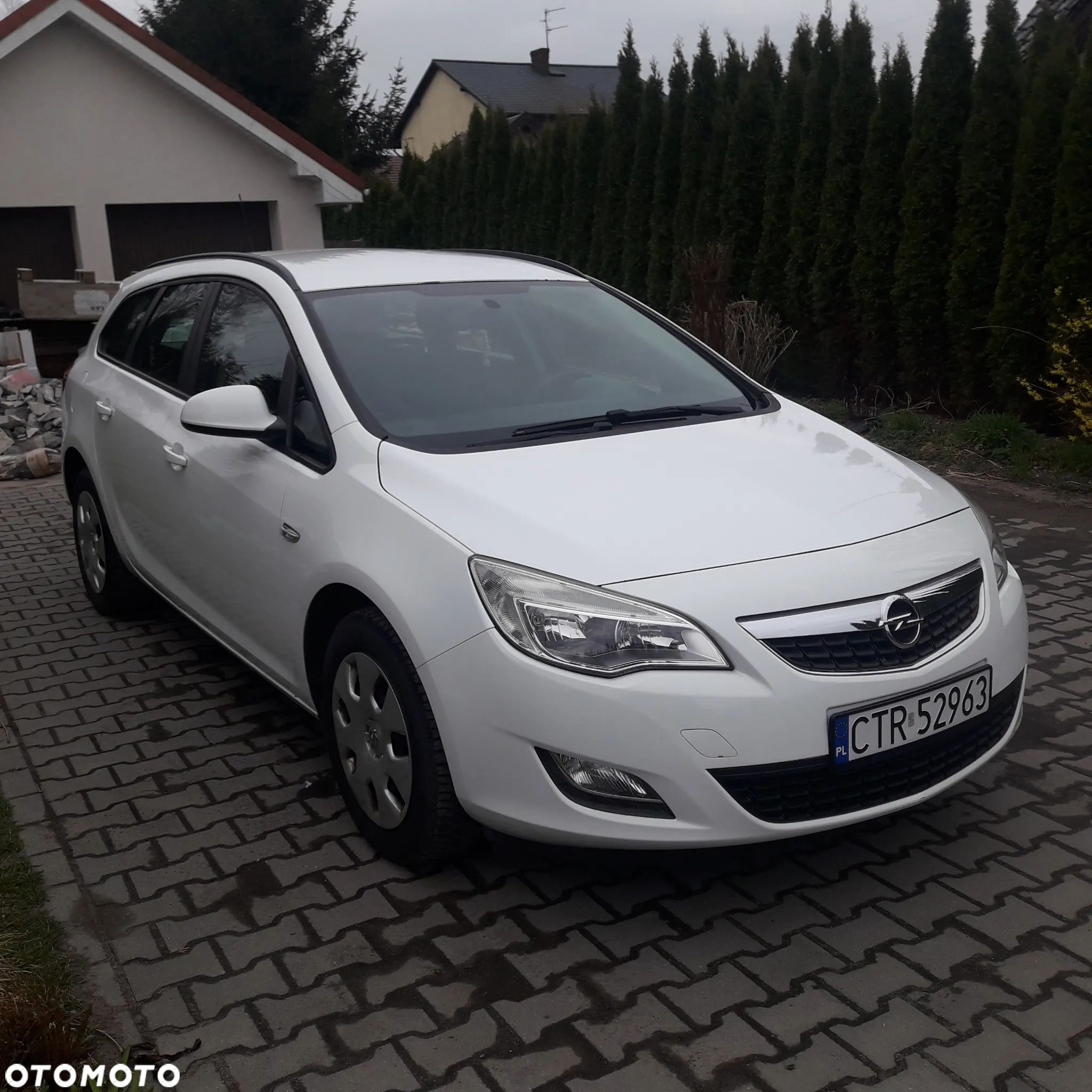 Opel Astra IV 1.4 Active - 1