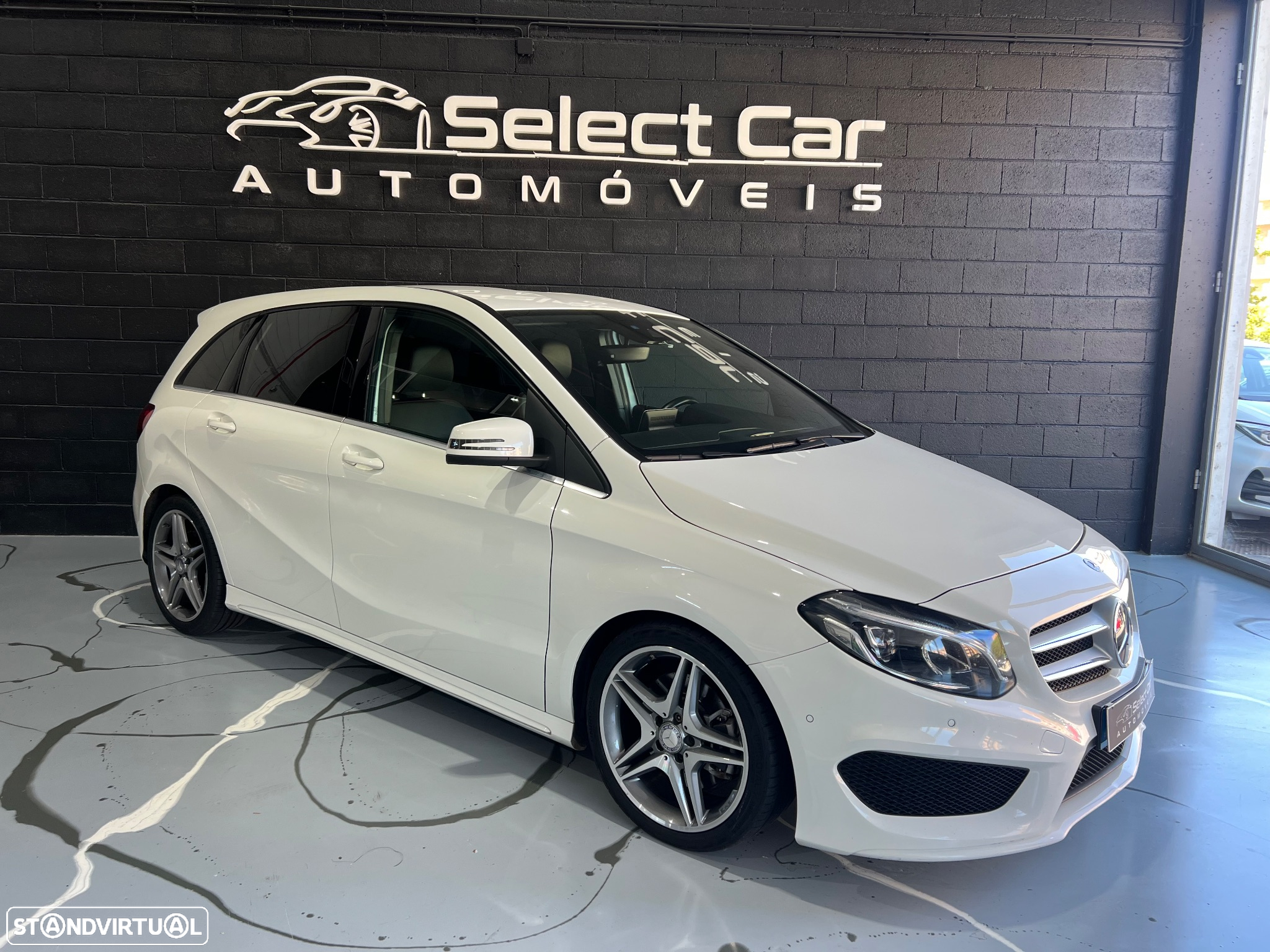 Mercedes-Benz B 220 (CDI) d 7G-DCT AMG Line - 4