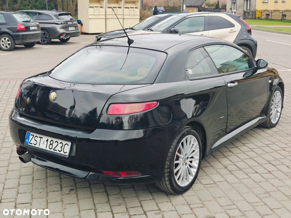 Alfa Romeo 147 1.9 JTD 16V Black Line - 14