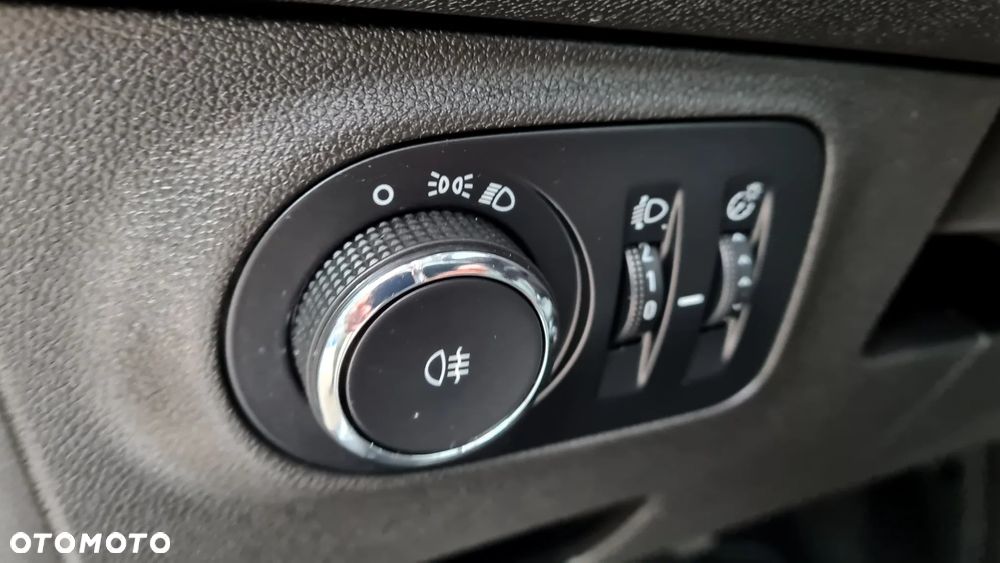 Opel Adam 1.4 White Link - 36