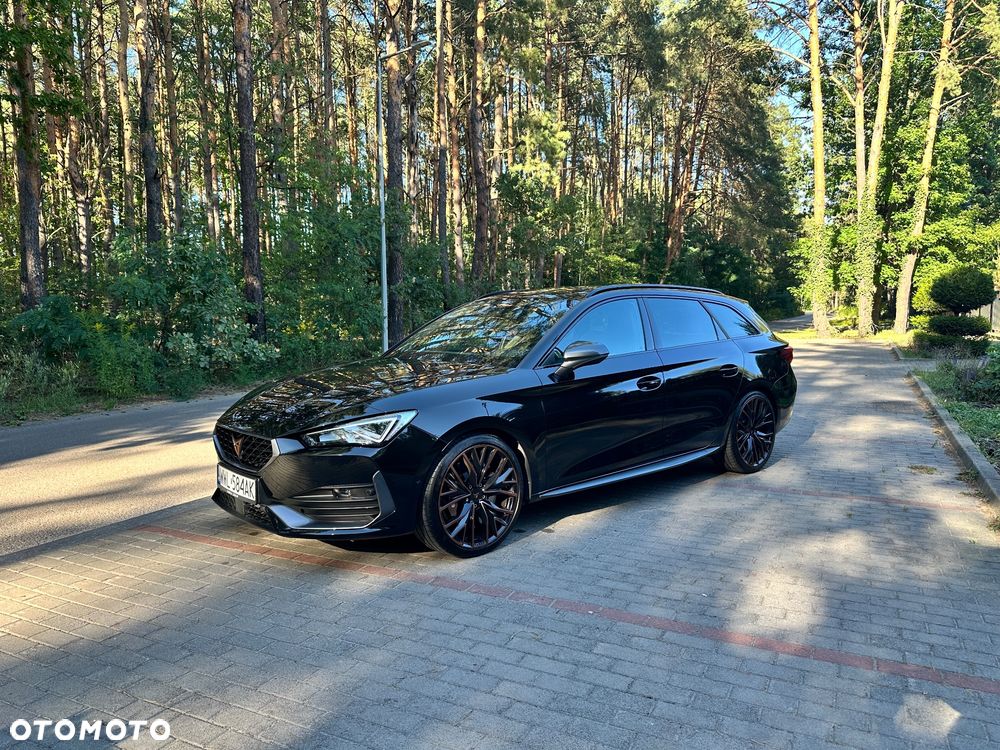 Cupra Leon Sportstourer 2.0 TSI 4Drive VZ Cup DSG - 2