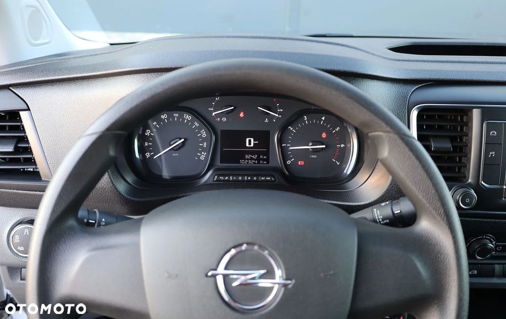 Opel Vivaro - 9