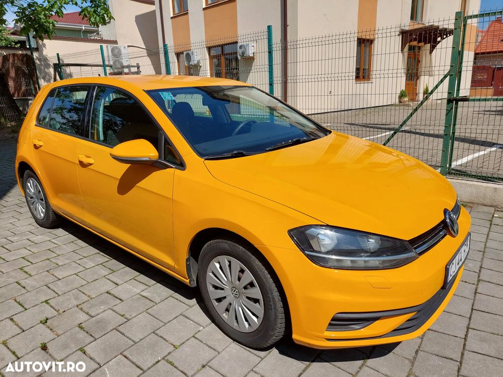 Volkswagen Golf 1.6 TDI Comfortline - 3