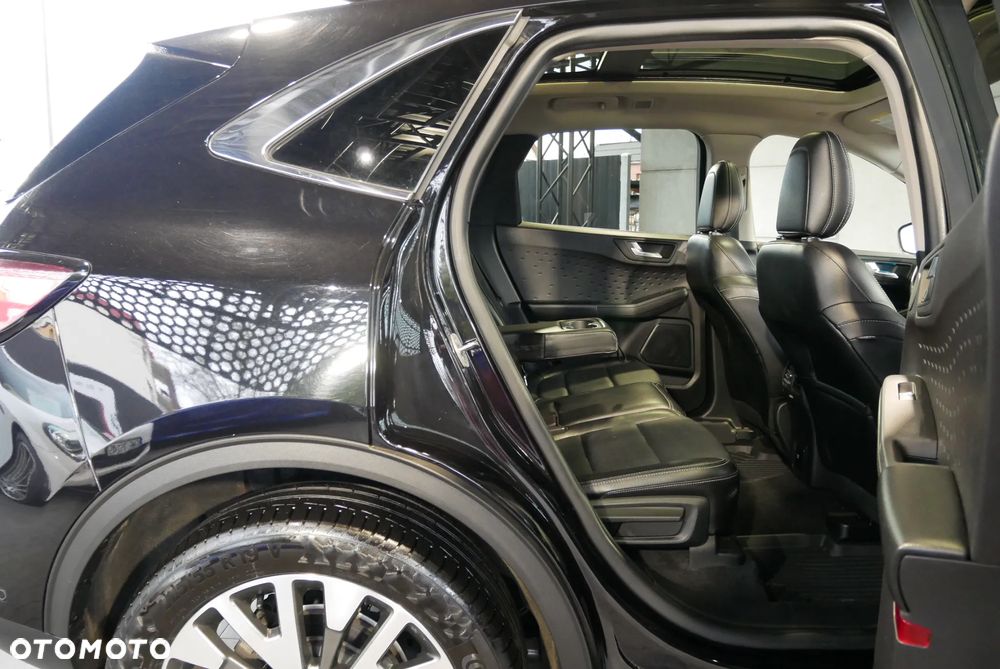 Ford Escape 2.0 EcoBoost AWD Titanium - 11