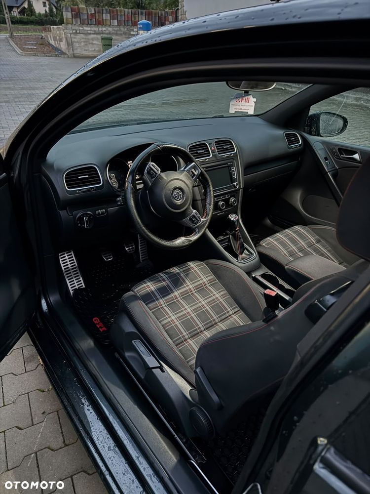 Volkswagen Golf 2.0 GTI - 13