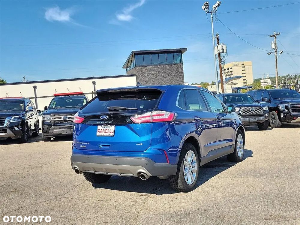 Ford Edge - 4
