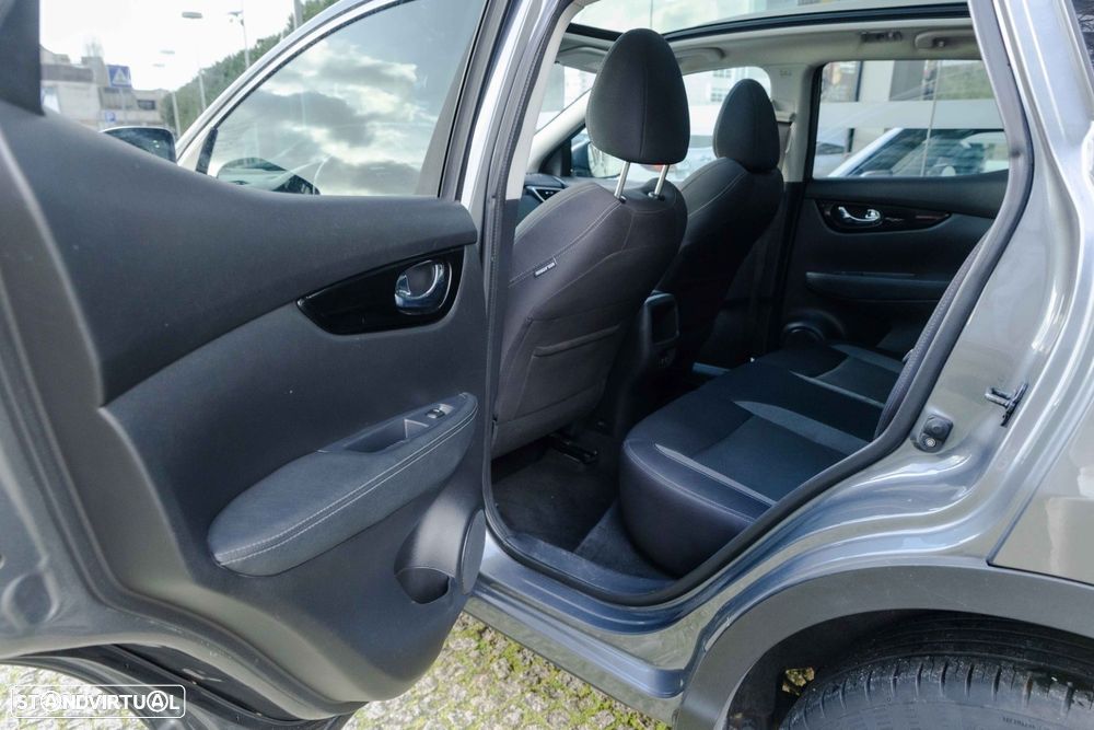 Nissan Qashqai 1.3 DIG-T N-Connecta - 14