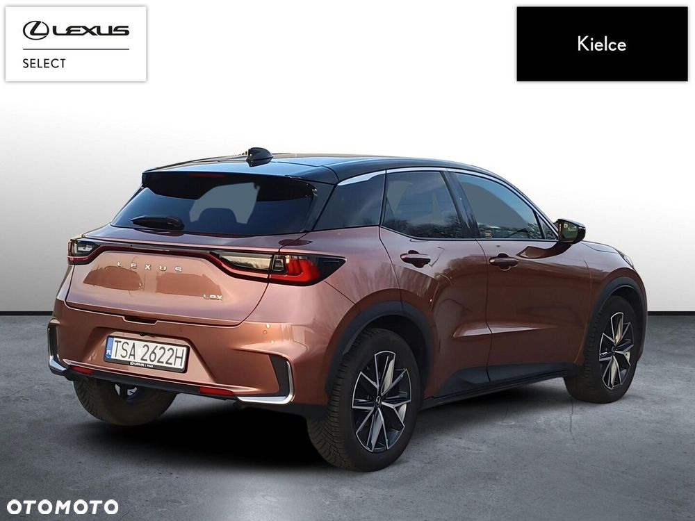 Lexus LBX 1.5 Hybrid Emotion - 6