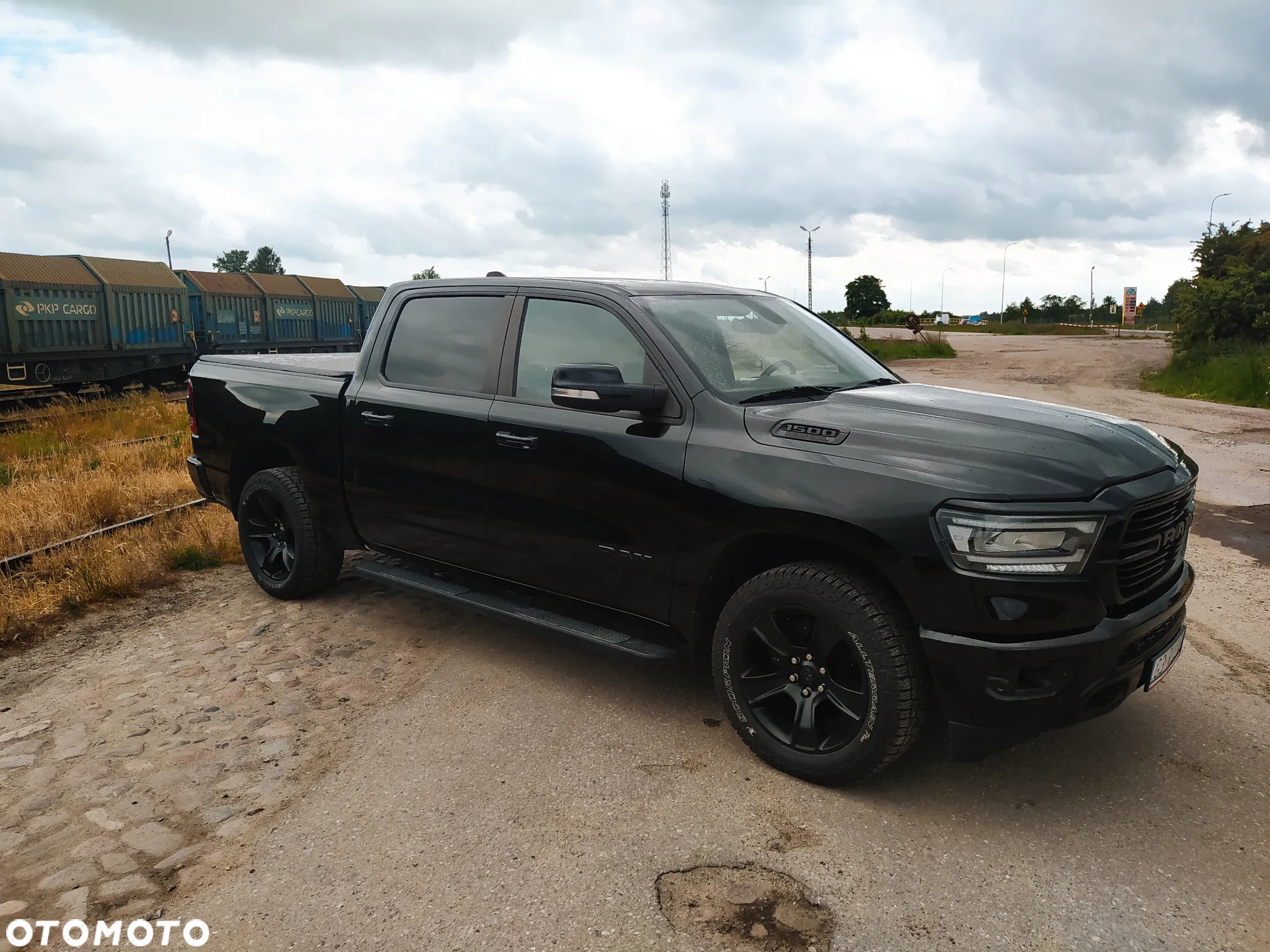 RAM 1500 Crew Cab Shortbed Bighorn - 31