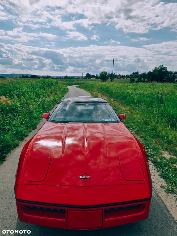 Chevrolet Corvette - 10
