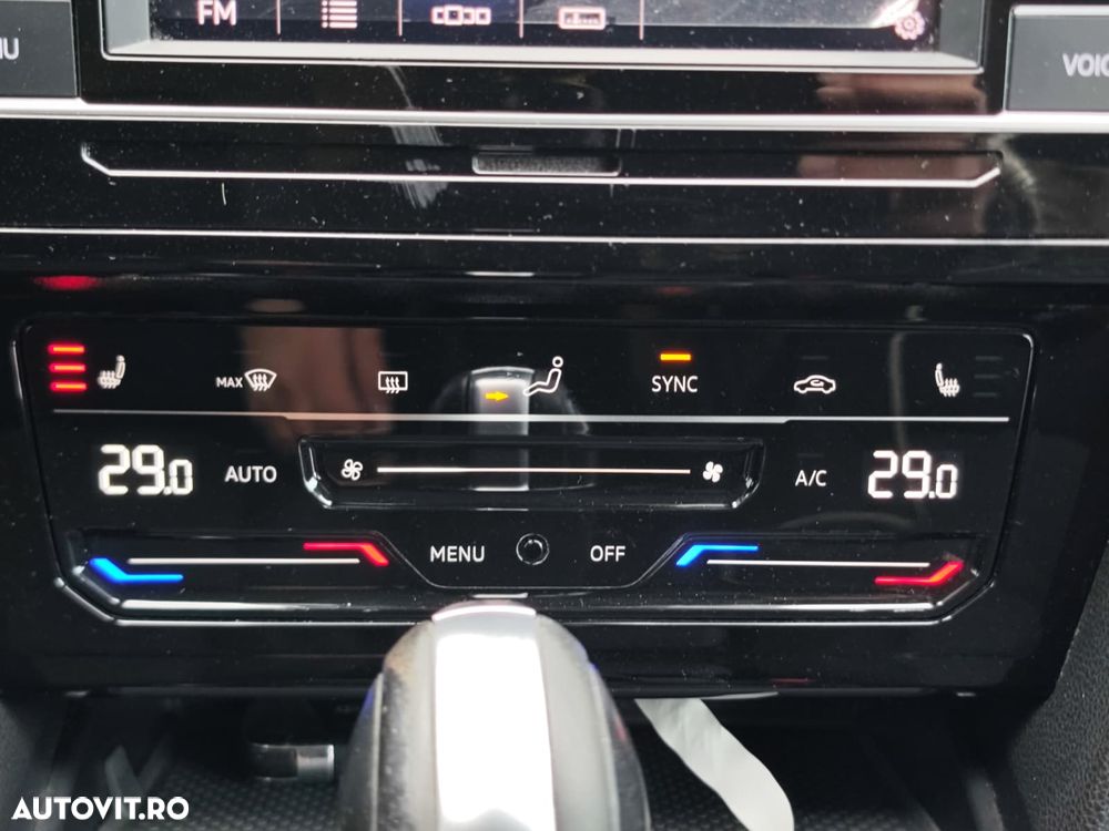 Volkswagen Passat - 19