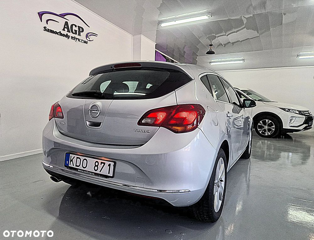 Opel Astra - 4