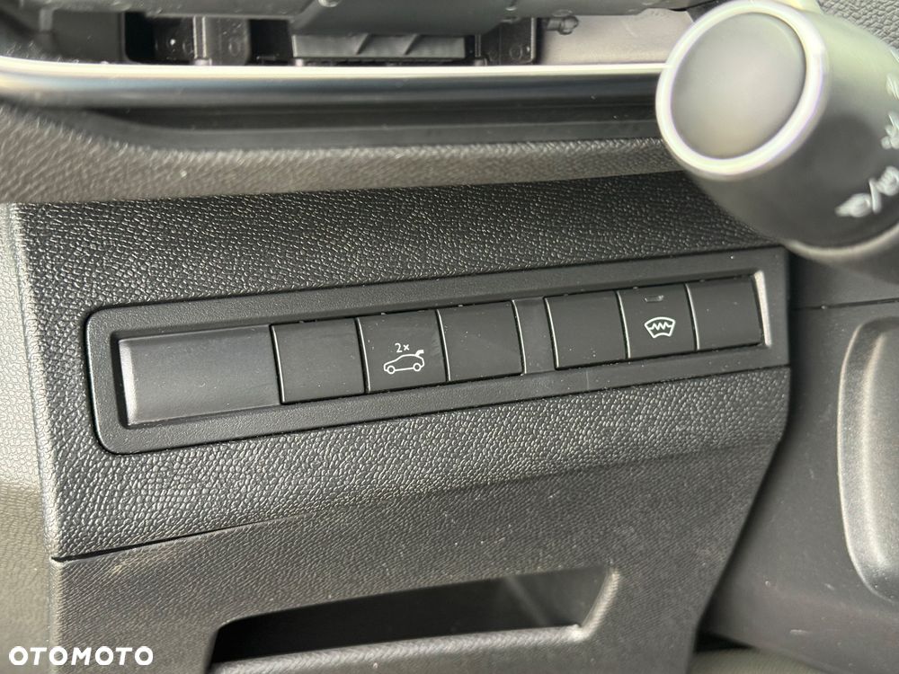 Peugeot 5008 BlueHDi 180 EAT6 GT - 33