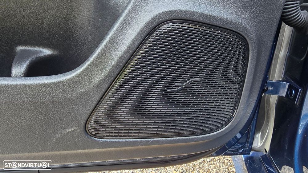 Mercedes-Benz CLA 250 - 11