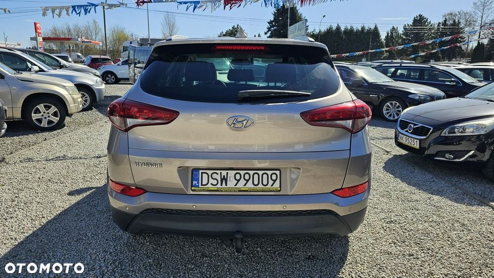 Hyundai Tucson - 16