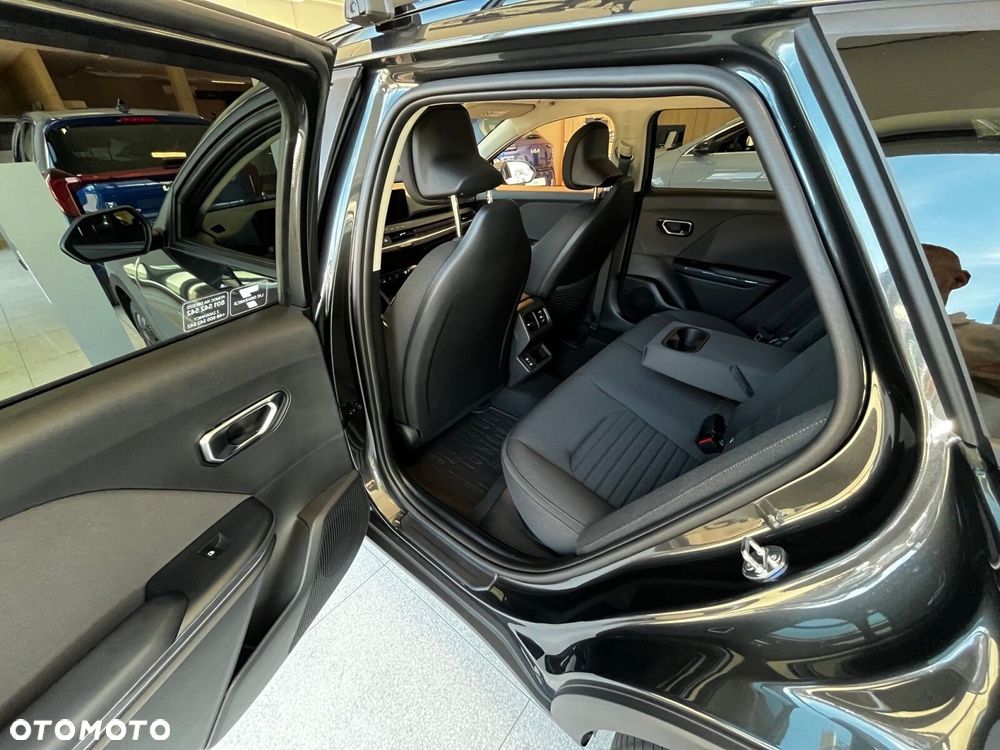 Kia K4 - 5