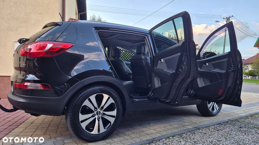 Kia Sportage 1.7 CRDI 2WD ISG Dream-Team Edition - 33