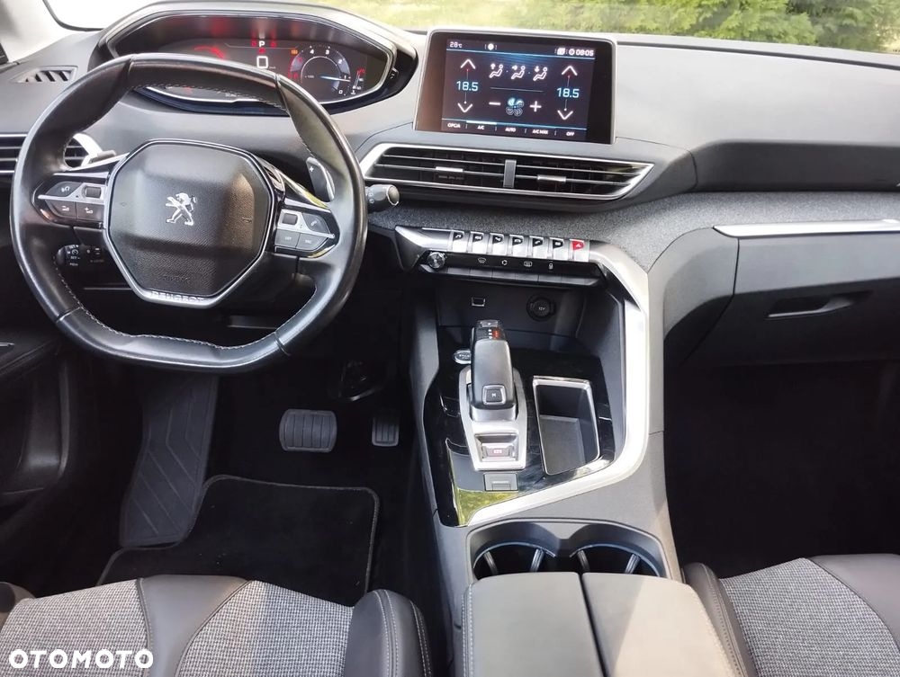 Peugeot 5008 1.5 BlueHDi Active S&S EAT8 - 12