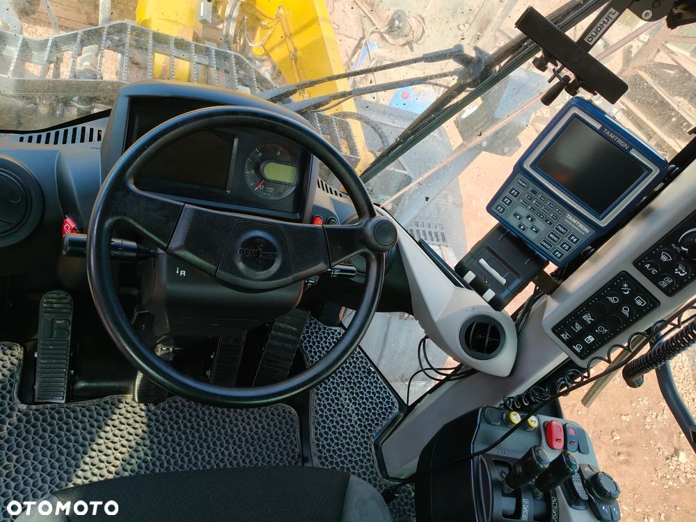 Komatsu WA475-10E0 2 - 10