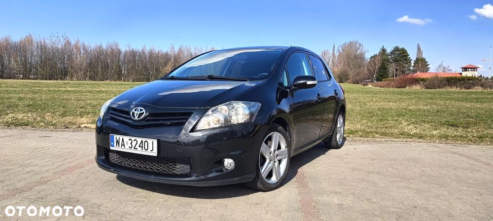 Toyota Auris 2.0 D-4D Executive - 2
