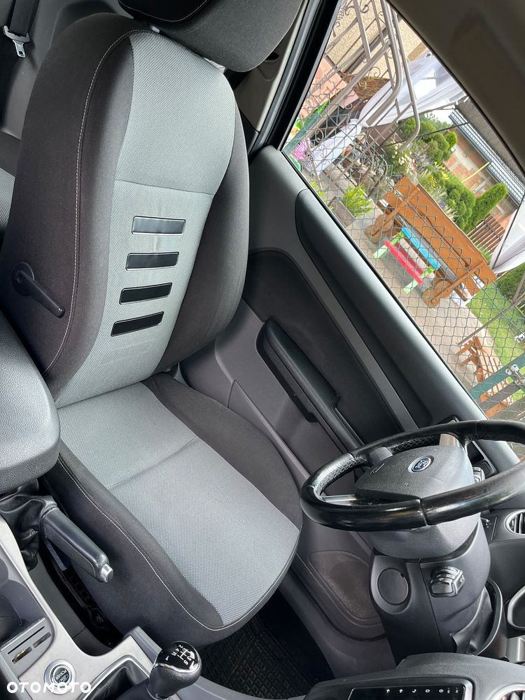 Ford Focus 1.6 16V Titanium - 22