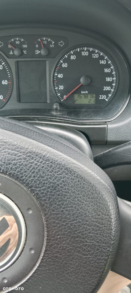 Volkswagen Polo 1.4 Tour - 8