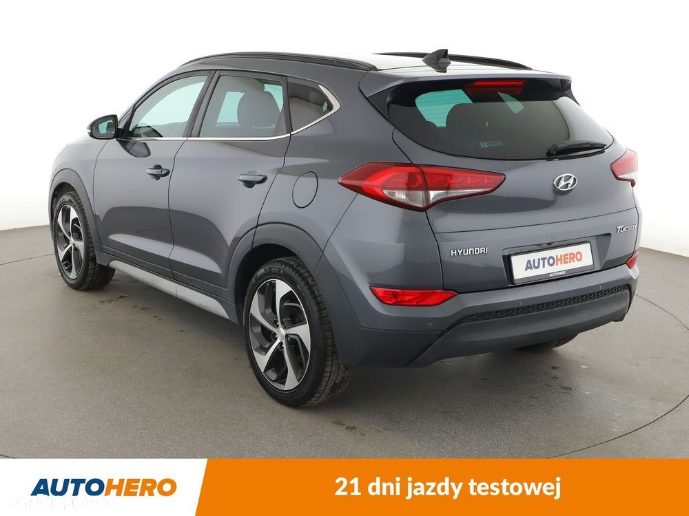 Hyundai Tucson - 4