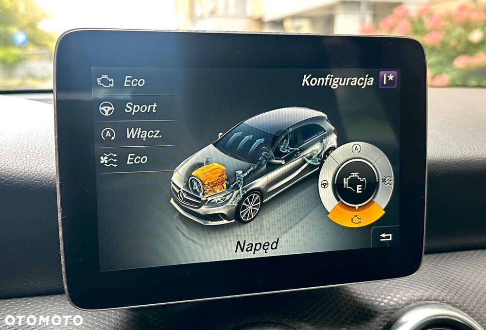 Mercedes-Benz Klasa A 180 7G-DCT - 19