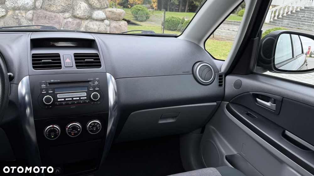 Suzuki SX4 1.6 VVT 4x4 Club - 31